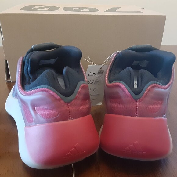 Size 9 - Adidas Yeezy 700 V3 Fade Carbon - GW1814 - AUTHENTIC NEW!! - Picture 6 of 8
